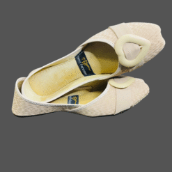 Alternative view of Lover’s Step