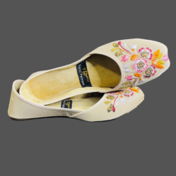 Alternative view of MehrNaz