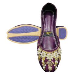 Alternative view of Royal bride